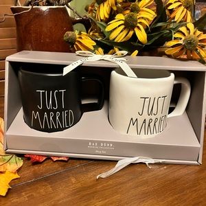 Rae Dunn “ Just Married “ mug set
